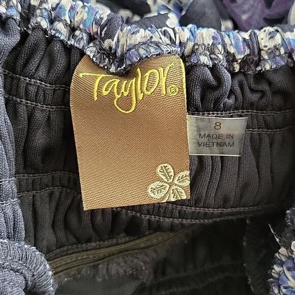 Taylor Chiffon Floral Print Maxi Dress NWOT - Picture 8 of 8